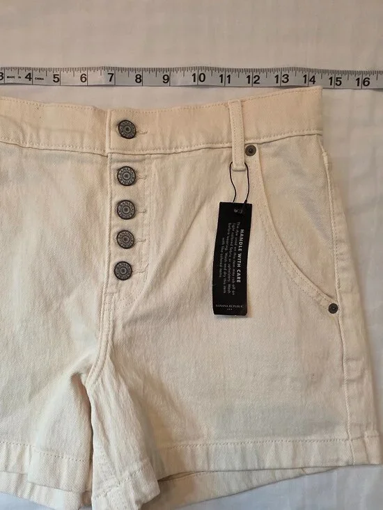 Banana Republic Classic Women's Shorts, Size 26/2 - Picture 4 of 8